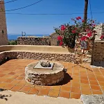 Krialianika House
